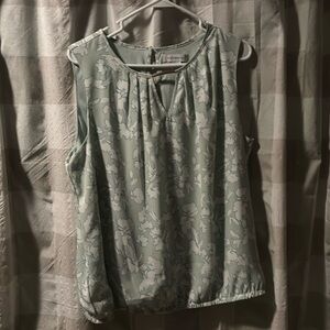 Liz Claiborne, large top, polyester